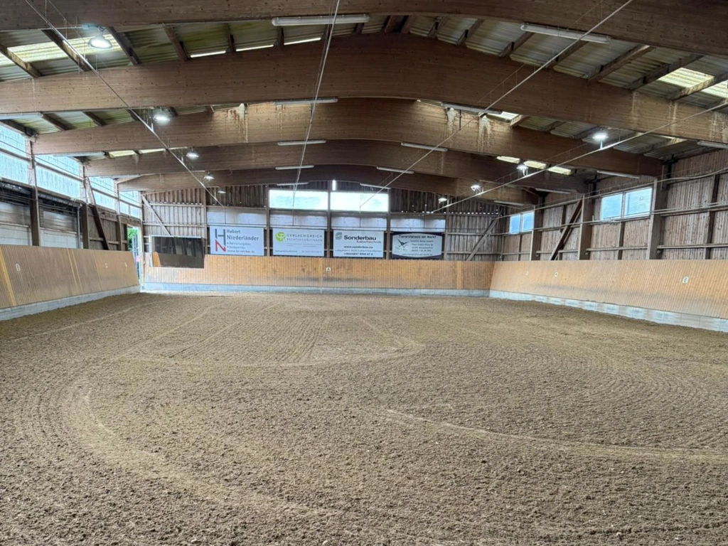 Merlbacher Hof - Reithalle